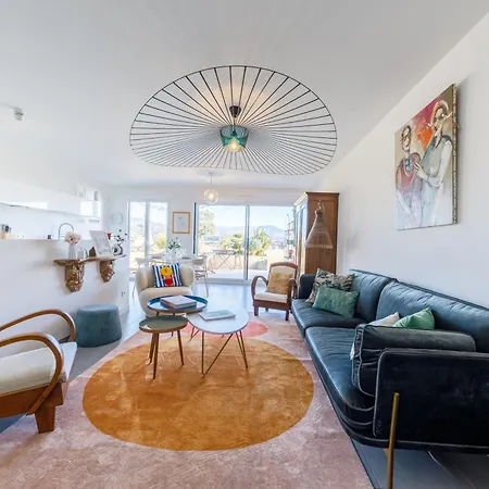 Apartment Hill A Terrasse 130m2, Vue Panoramique, Piscine, Parking Prive, Climatisation, Wifi Nizza