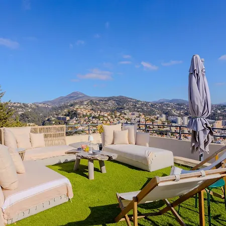Hill A Terrasse 130m2, Vue Panoramique, Piscine, Parking Prive, Climatisation, Wifi Lejlighed *