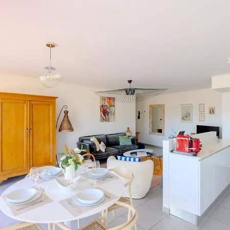 Lejlighed Hill A Terrasse 130m2, Vue Panoramique, Piscine, Parking Prive, Climatisation, Wifi *