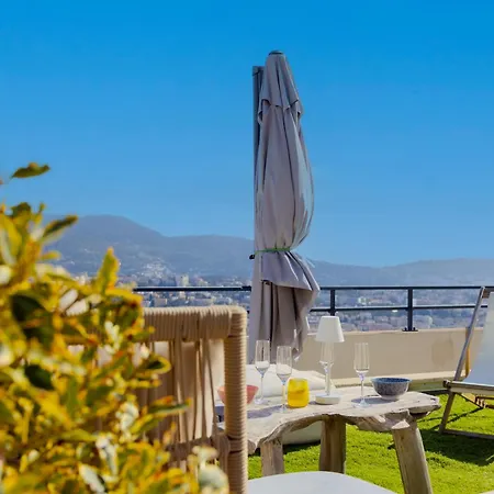 Lejlighed Hill A Terrasse 130m2, Vue Panoramique, Piscine, Parking Prive, Climatisation, Wifi
